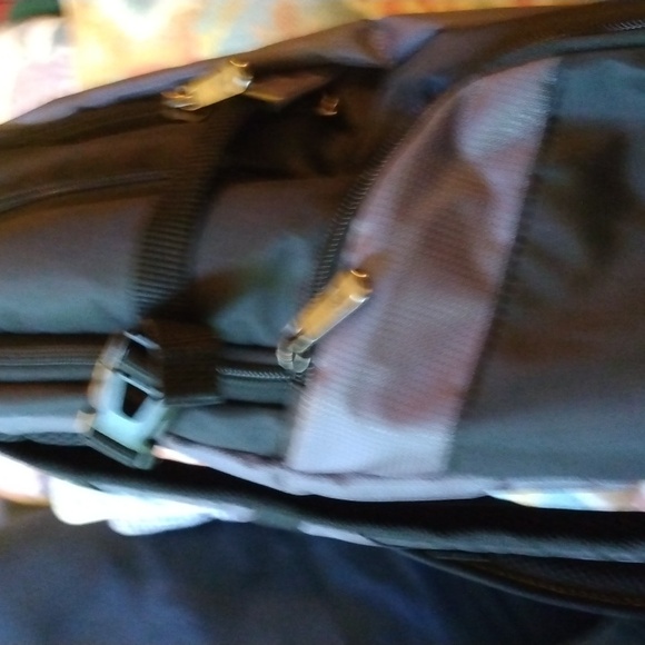 NWT Dell Tek Backpack 15.6" /40 cm Black Many Pockets & Padded Laptop Pocket - Picture 9 of 15